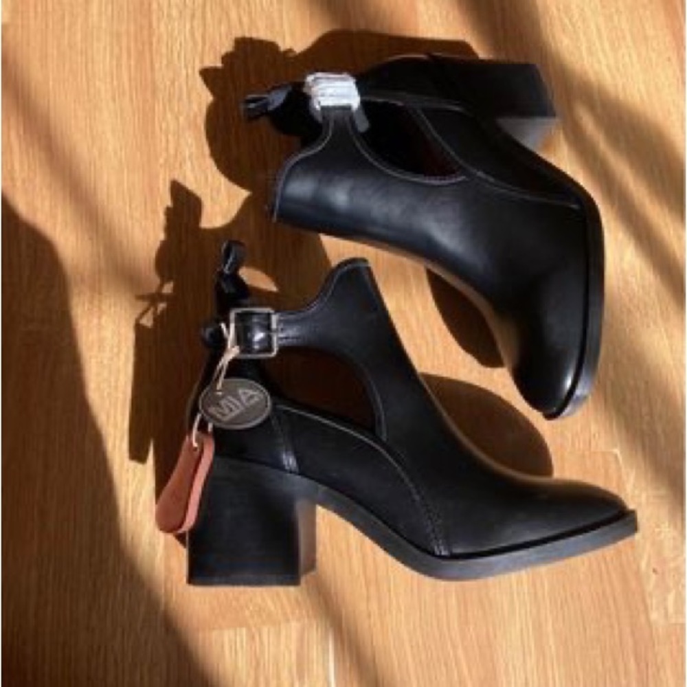 MIA booties